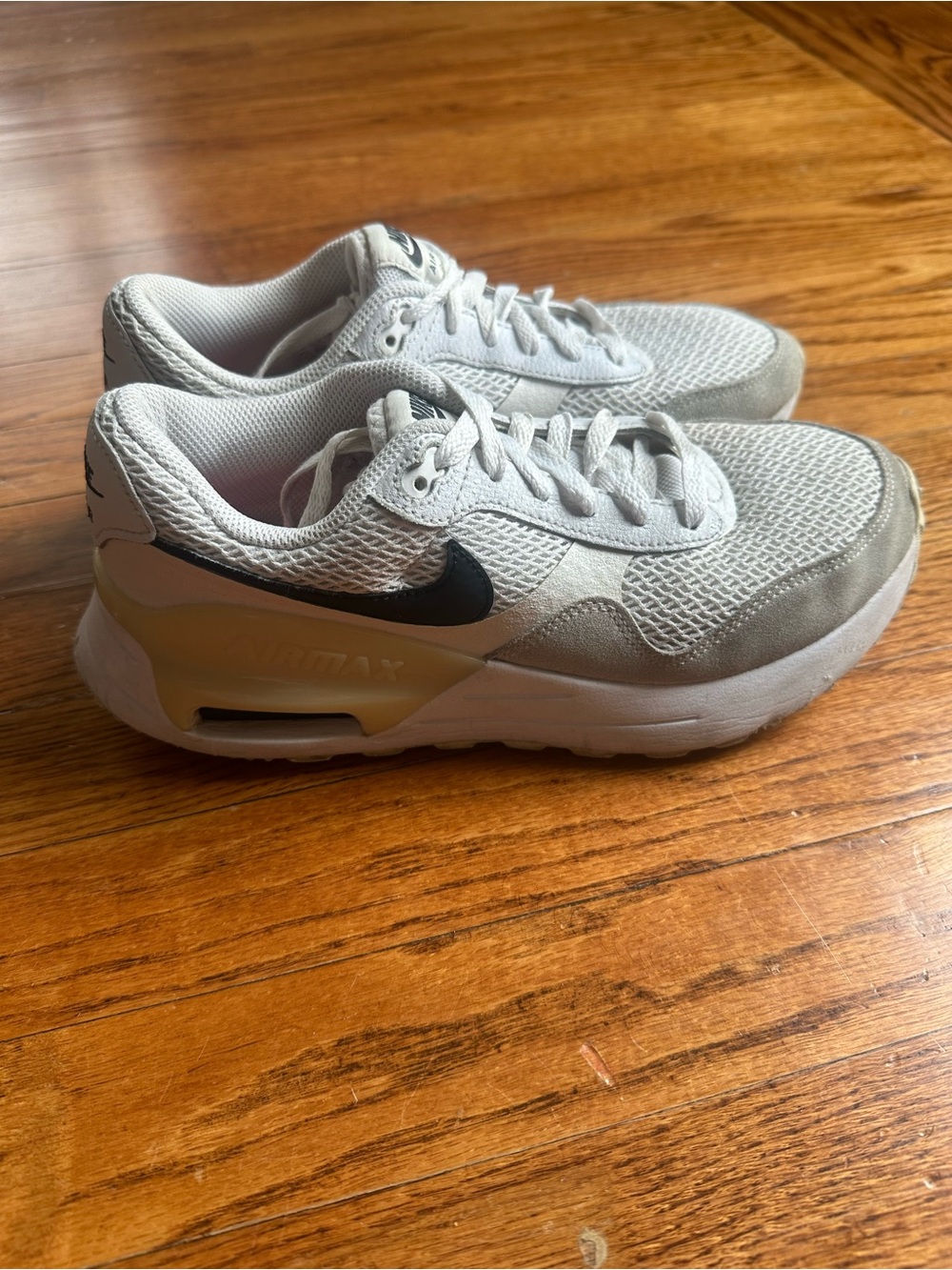 Women’s Nike air shoes